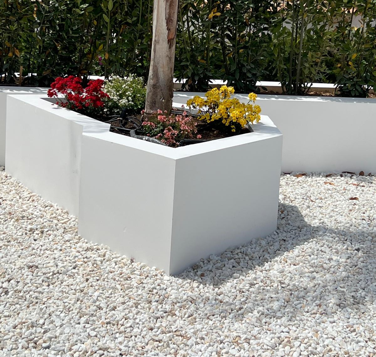 Detalle de grifo moderno en cocina, instalado en reforma de JÁVEA MODERNA SL