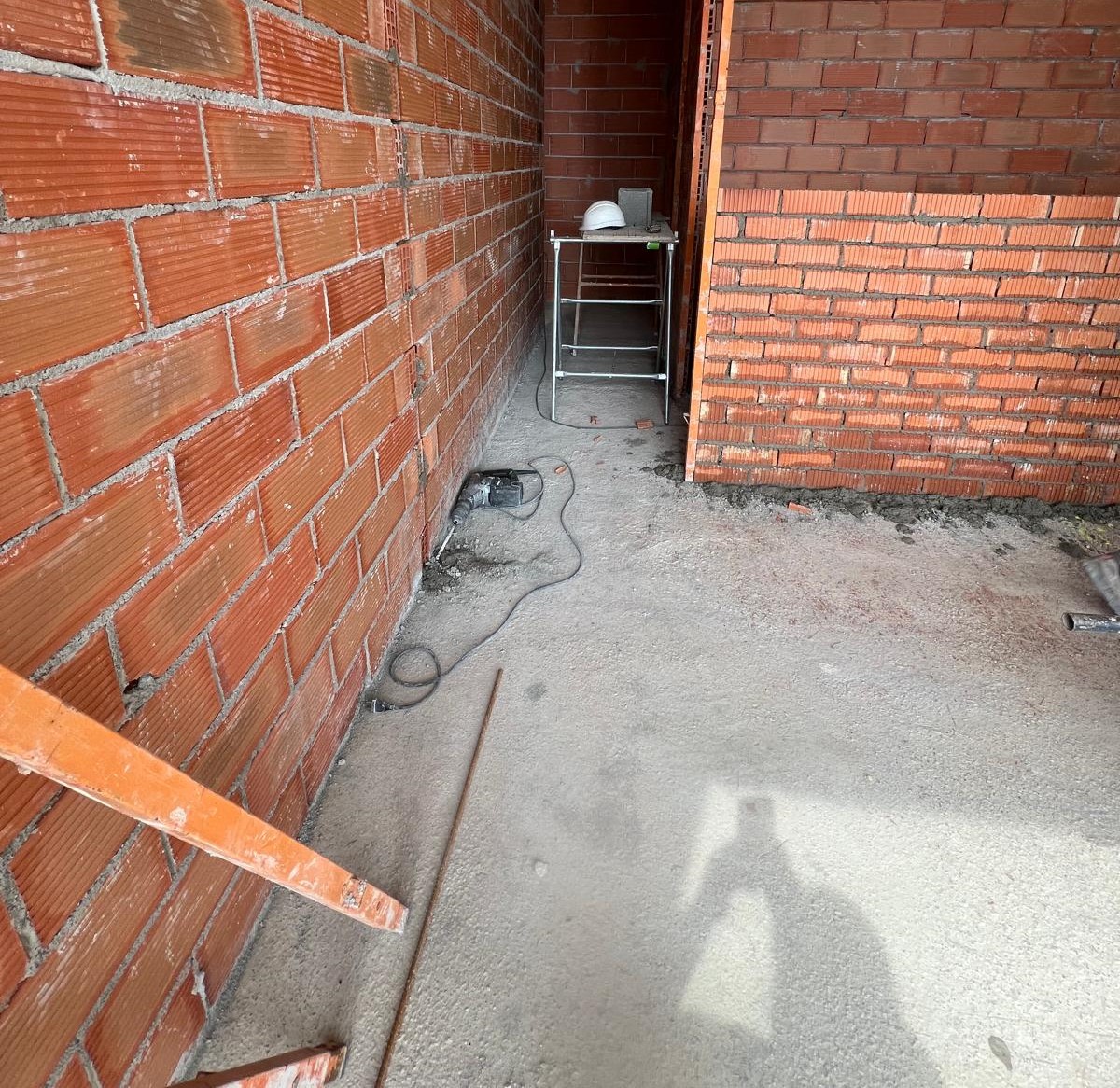 Armario empotrado o vestidor diseñado y construido durante la reforma en Jávea